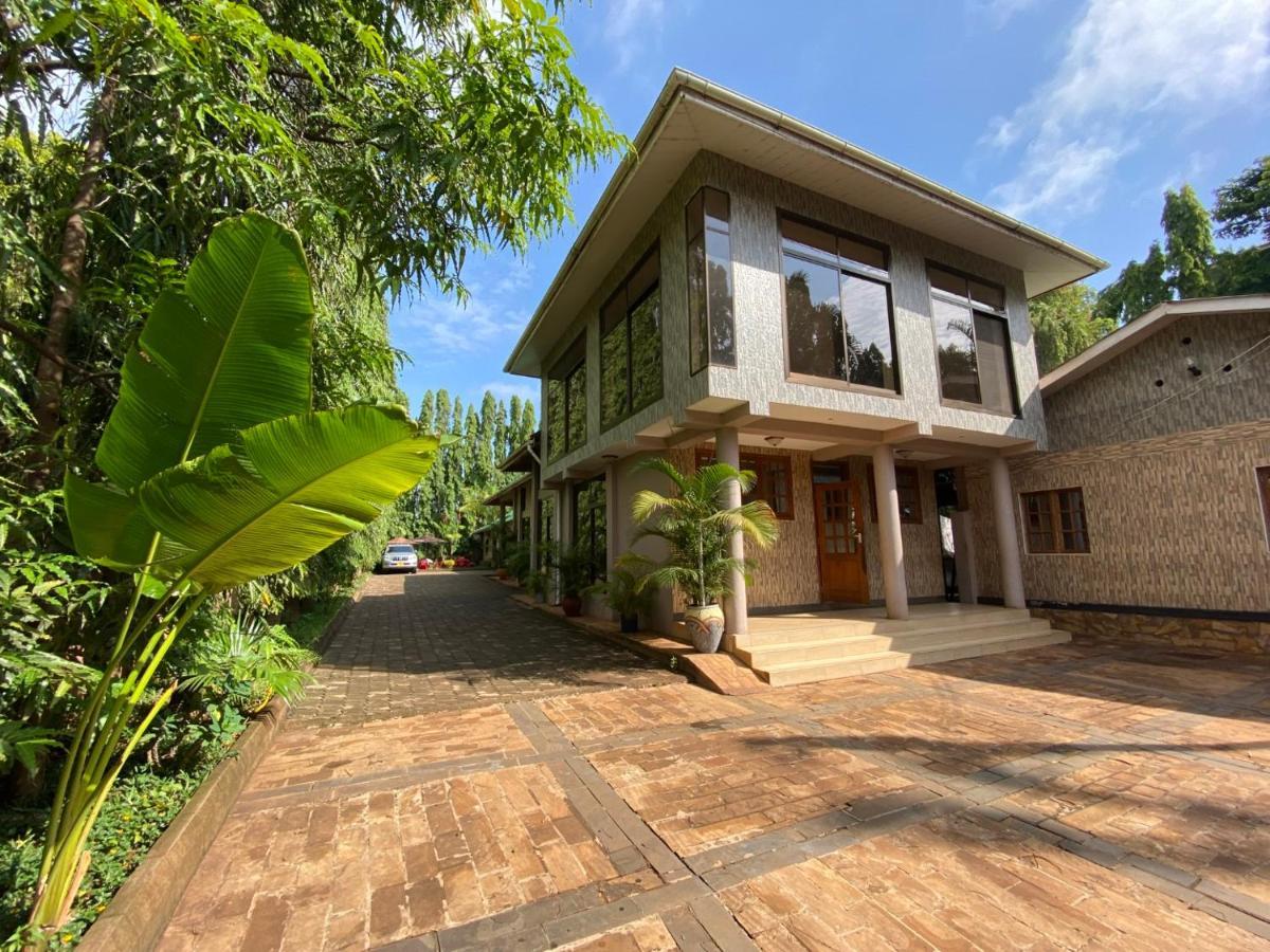 Sangana Lodge Moshi Buitenkant foto