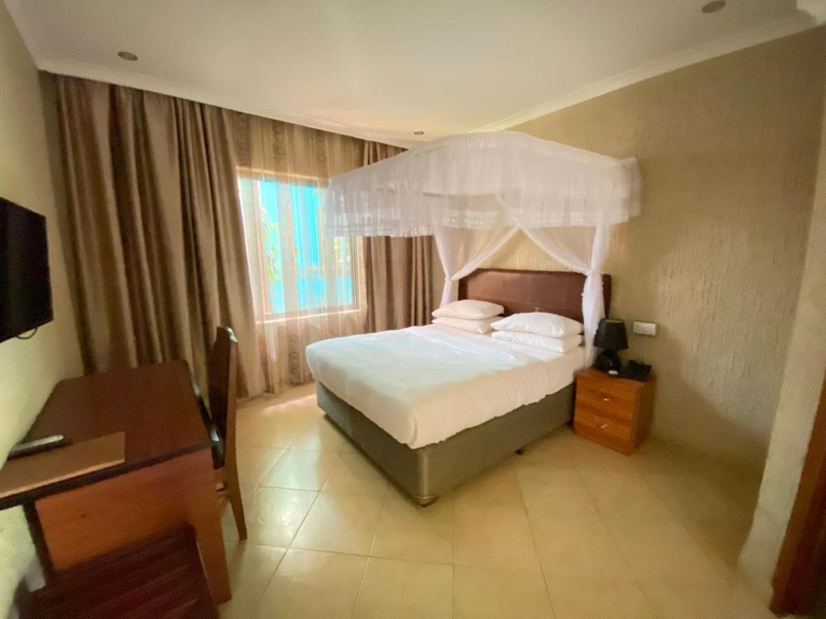 Sangana Lodge Moshi Buitenkant foto