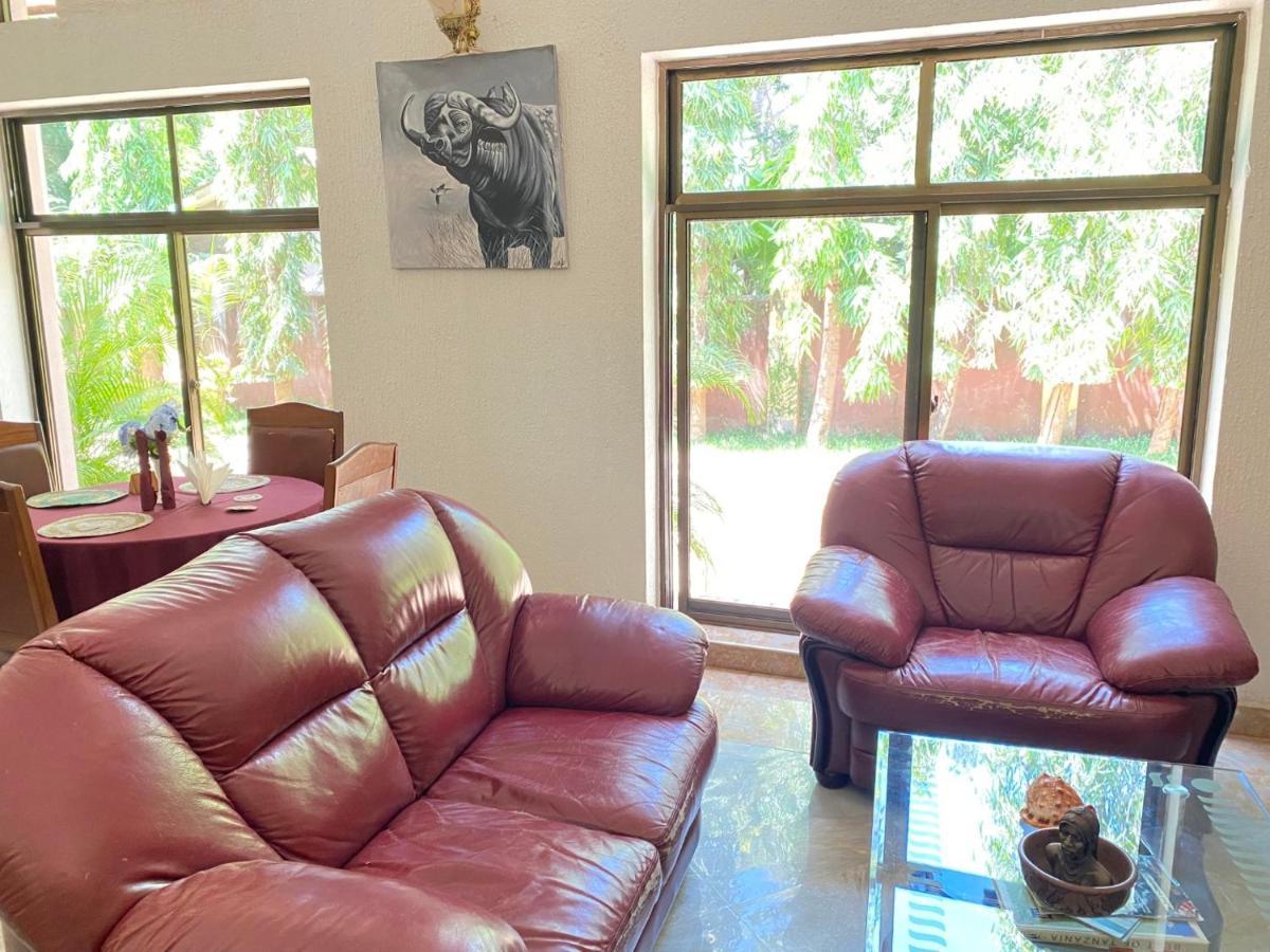 Sangana Lodge Moshi Buitenkant foto