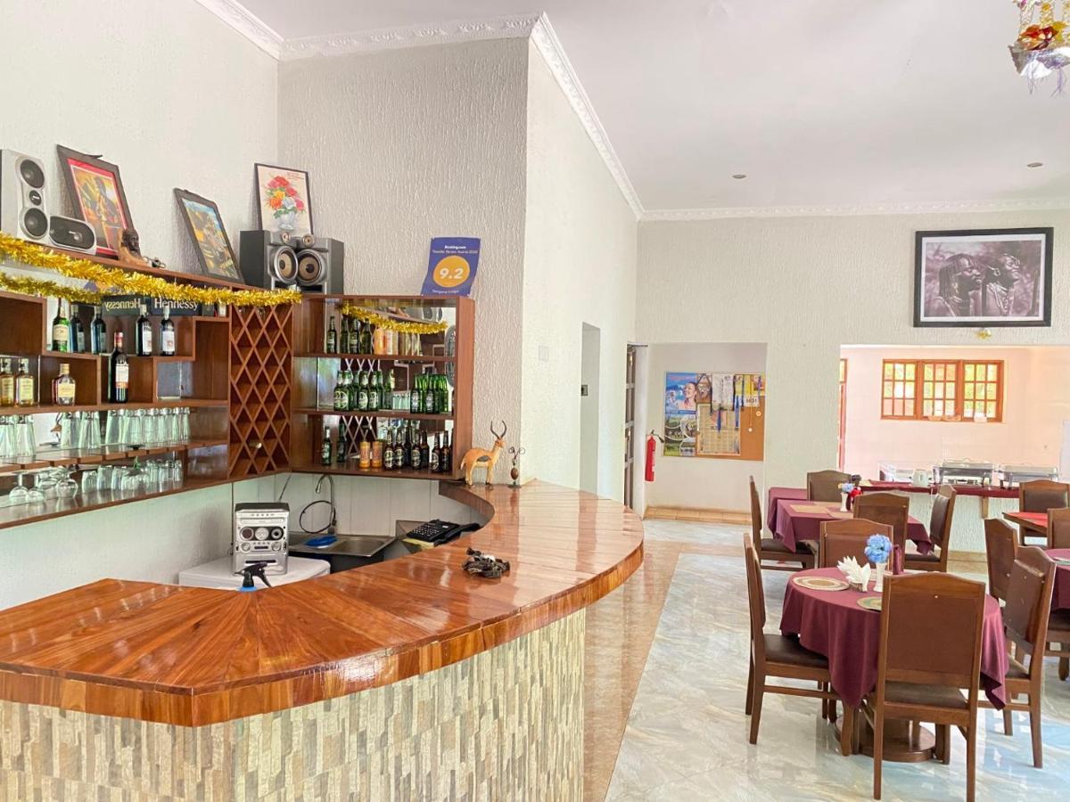 Sangana Lodge Moshi Buitenkant foto