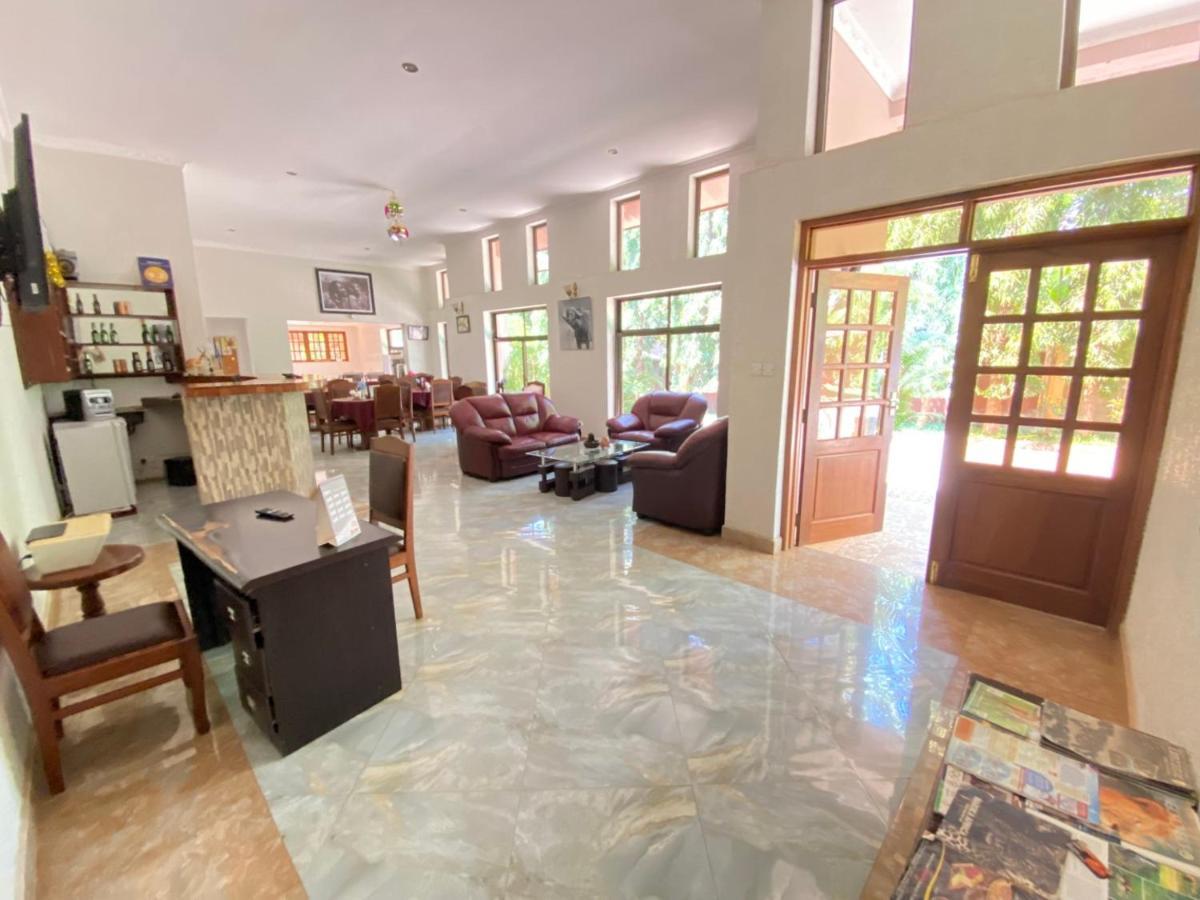 Sangana Lodge Moshi Buitenkant foto