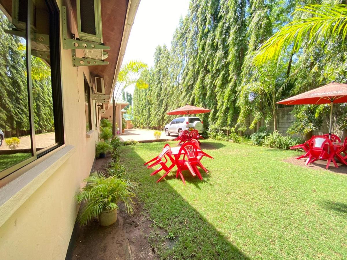 Sangana Lodge Moshi Buitenkant foto