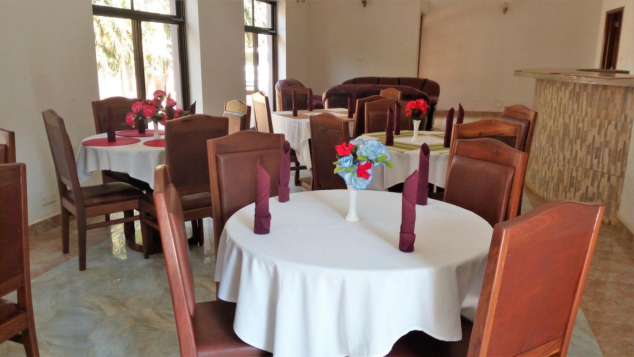 Sangana Lodge Moshi Buitenkant foto